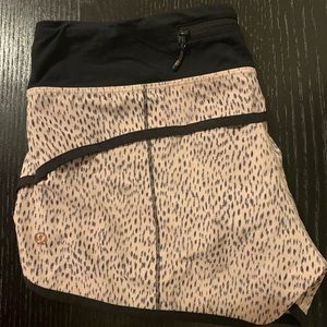 Lululemon cheetah print Speed Up Short